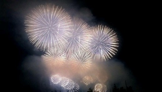 夏の風物詩　～花火～