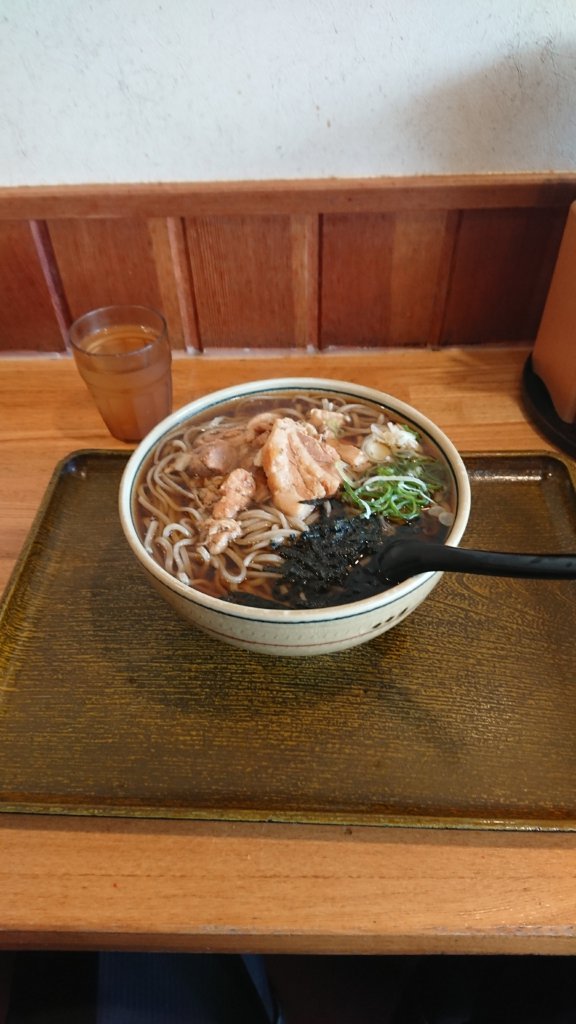 ホルモンそば