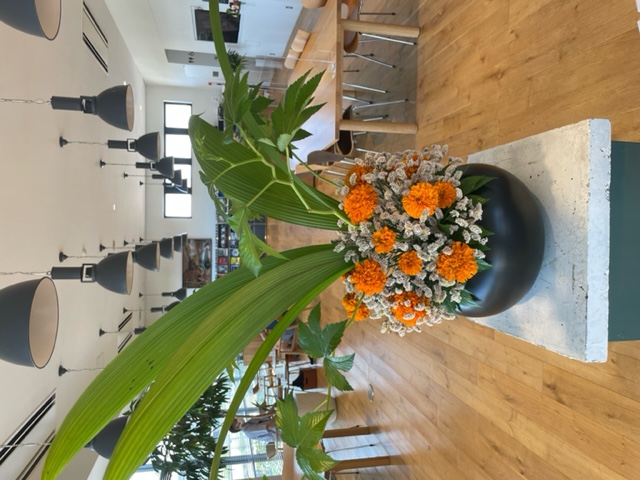 【高岡西店】☆本日までのお花☆