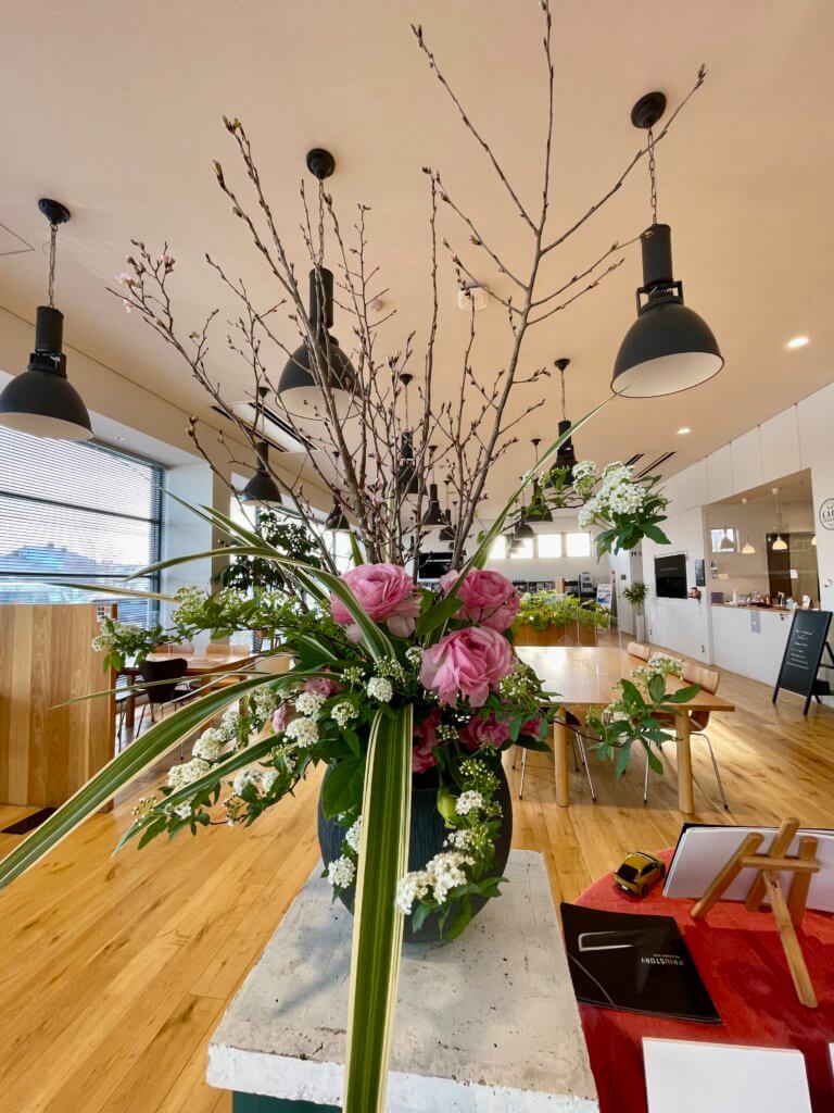 【高岡西店】☆今週のお花☆