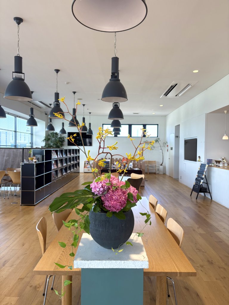 【高岡西店】☆今週のお花☆