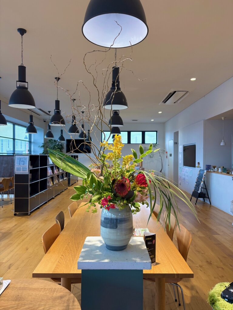 【高岡西店】☆今週のお花☆