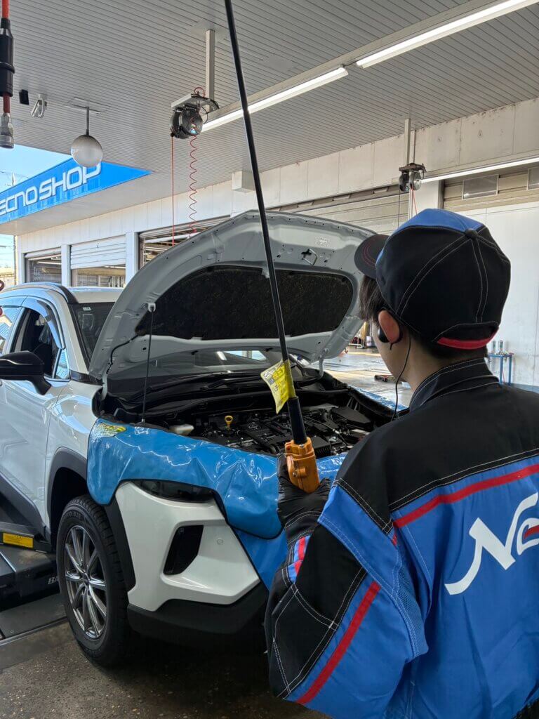 【高岡店】エンジンオイル交換をおこないました🌞