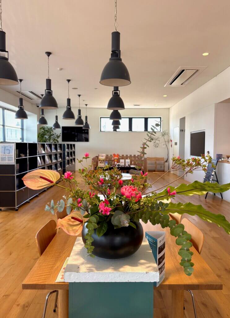 【高岡西店】☆今週のお花☆