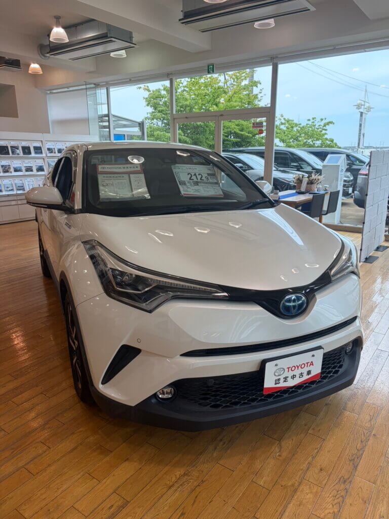 富山西店】今週の中古車🚙 H30 C-HR G HV | STAFF BLOG