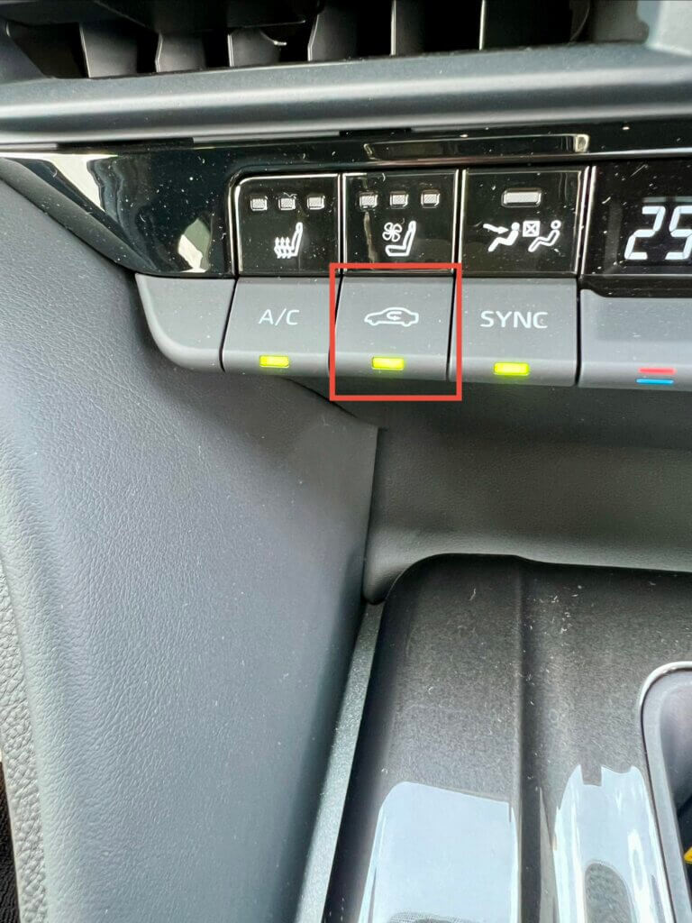 【高岡店】車のエアコン設定について