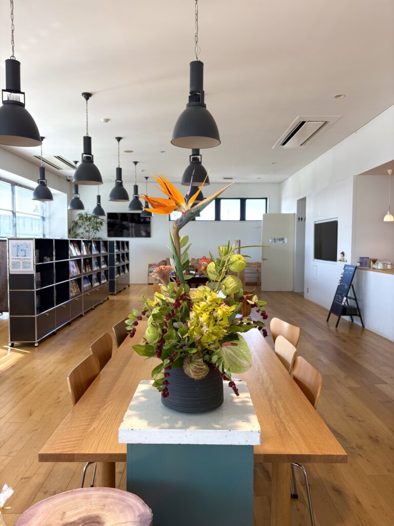 【高岡西店】☆今週のお花☆