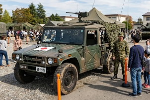 はたらくくるま　高機動車by 自衛隊